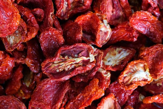 تصویر 2 از گوجه خشک ترکیب طبیعی برای انواع سس و سالاد های خانگی